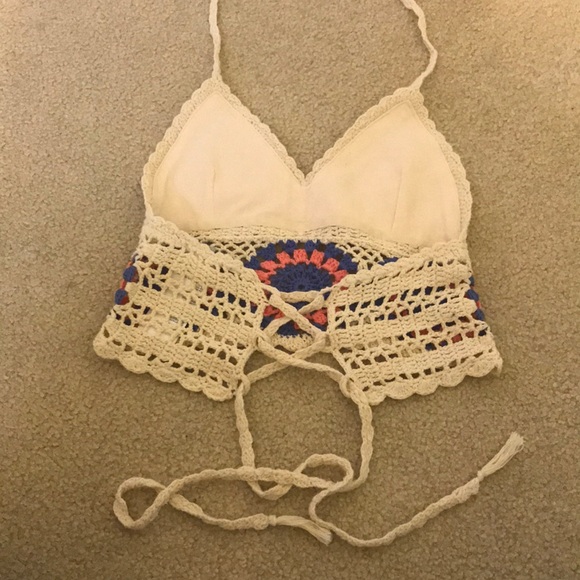 🌸Crochet crop top🌸 - Picture 3 of 5